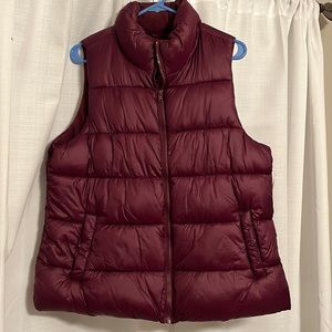 NWT 🌟 old navy puffer vest
